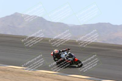 media/Apr-10-2022-SoCal Trackdays (Sun) [[f104b12566]]/Bowl (11am)/